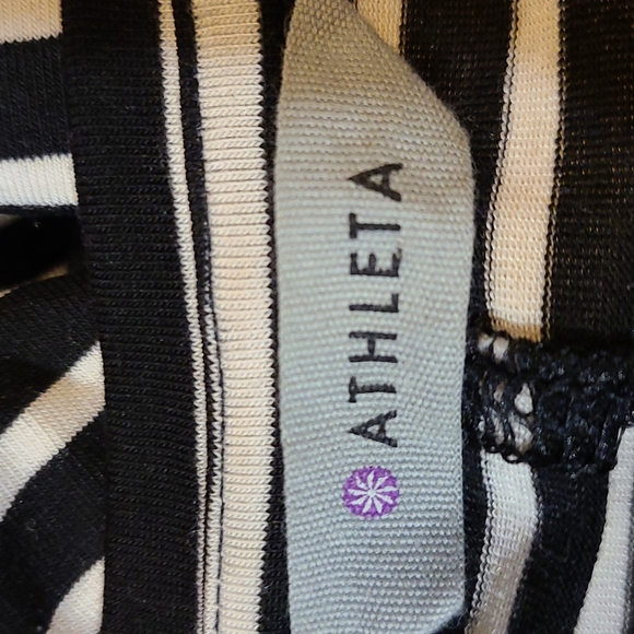 Athleta Striped Sleeveless High Low Shirt - Picture 6 of 9